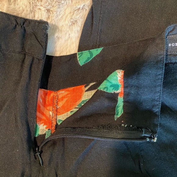 A&F Wide Leg Pants - Picture 4 of 5